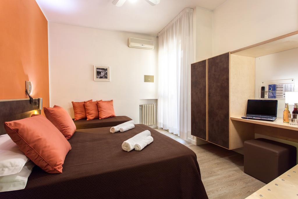 Hotel Antares Cervia Esterno foto